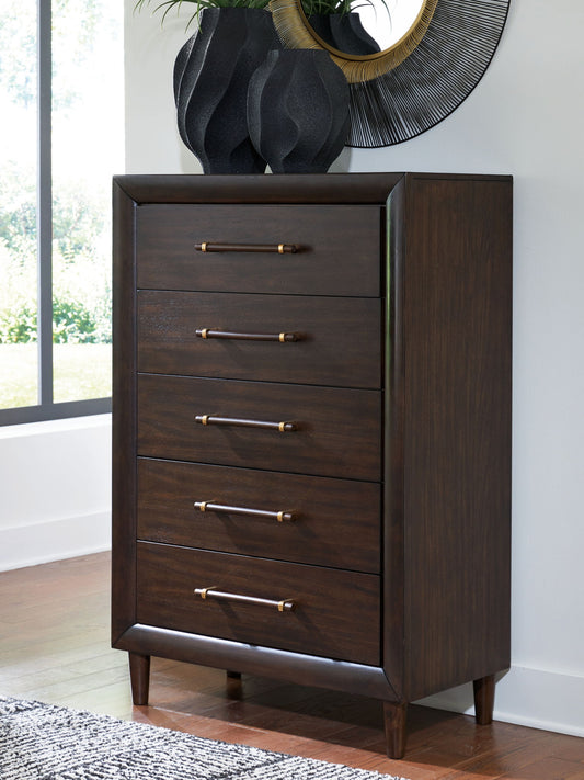 Dantenton - Five Drawer Chest - Merlot