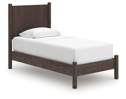 Pamytta - Panel Platform Bed