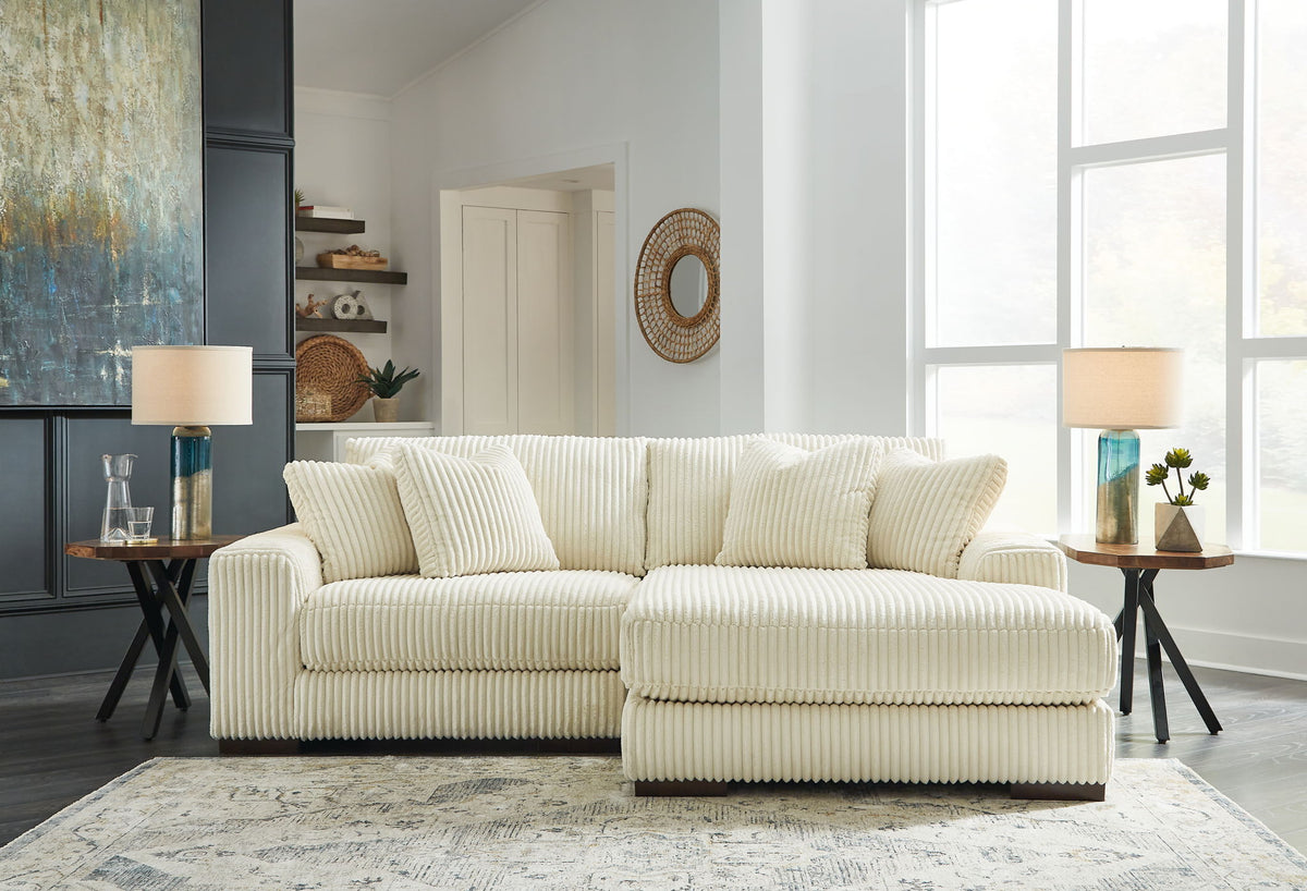 Lindyn - 2 Piece Sectional