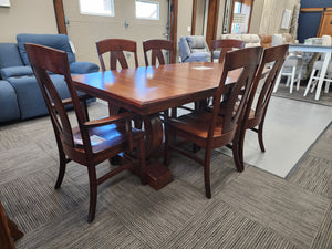 42 x 72 Saratoga Dining Set