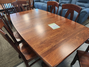 42 x 72 Saratoga Dining Set