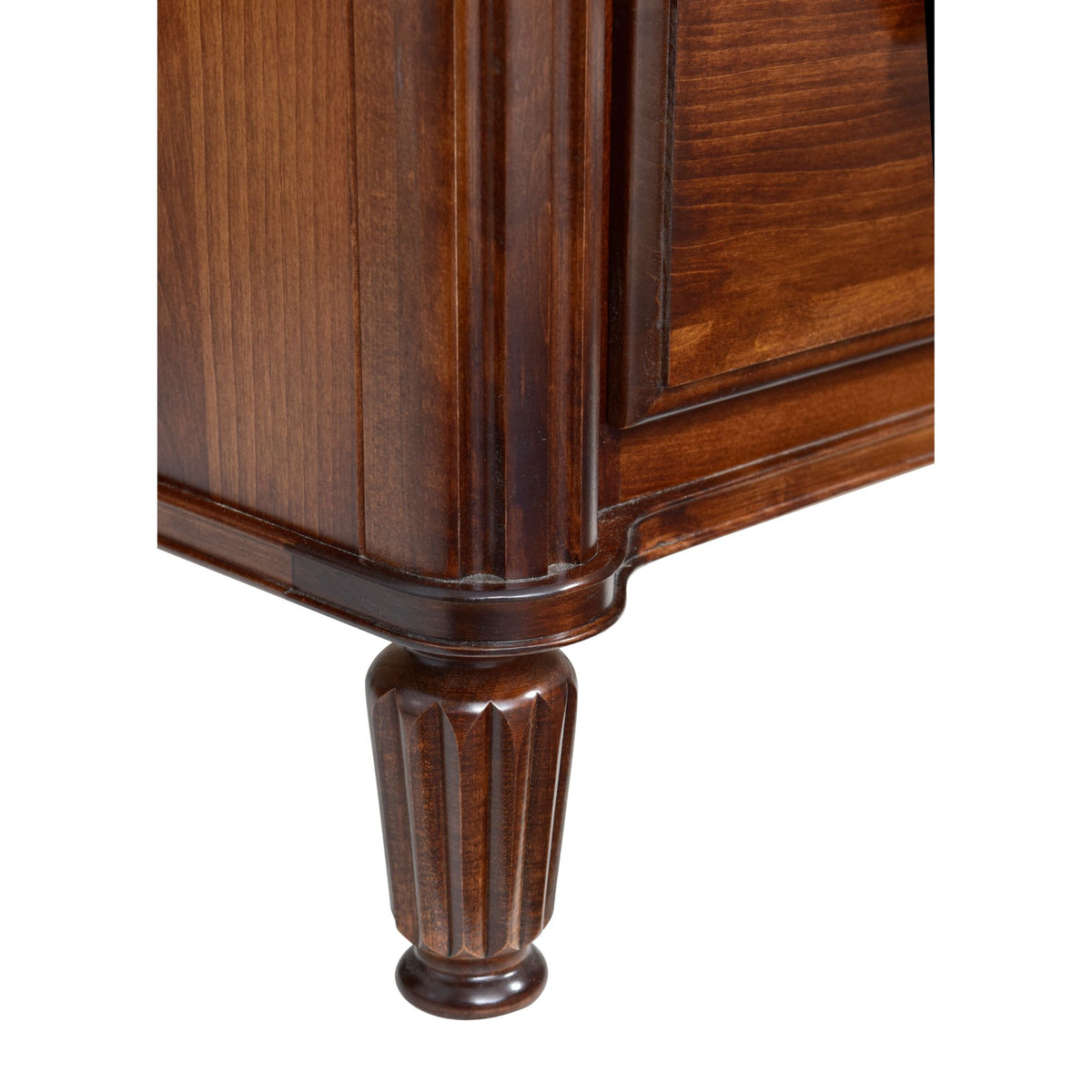 Eminence Chest